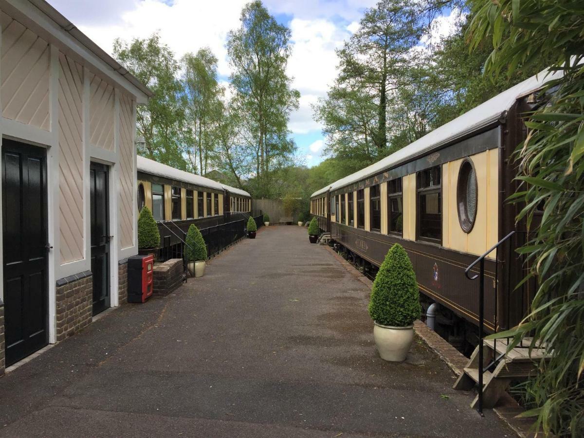 The Old Railway Station Bed and Breakfast Petworth Eksteriør billede
